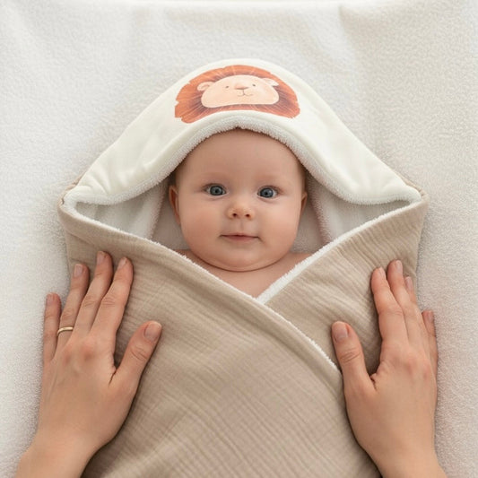 Cape de bain bébé lion