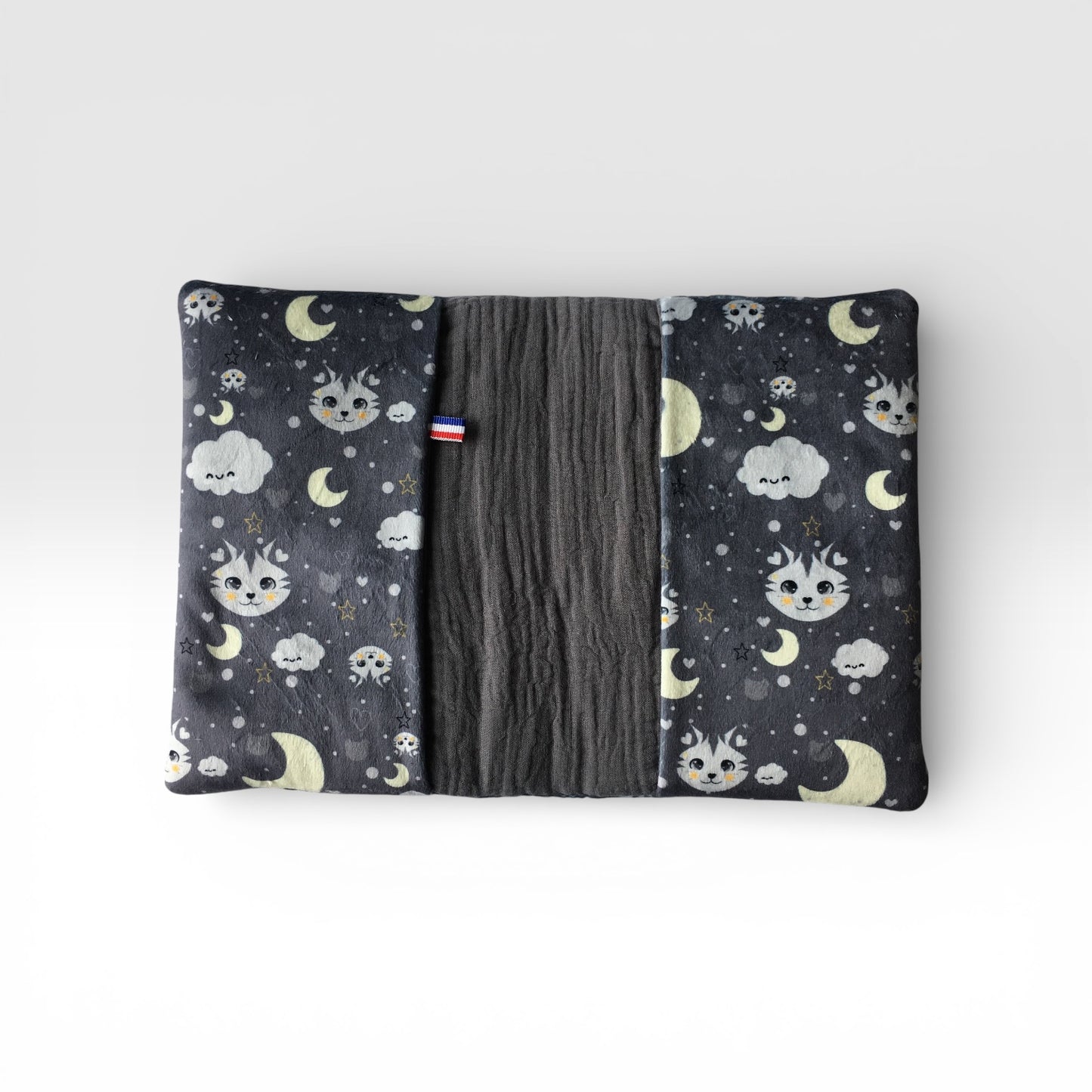 Protège carnet de santé bébé chat